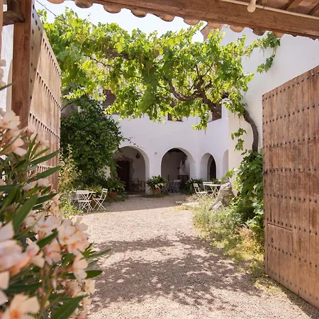 Semesterbostad Masia Sencies *