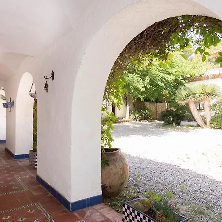 Semesterbostad Masia Sencies